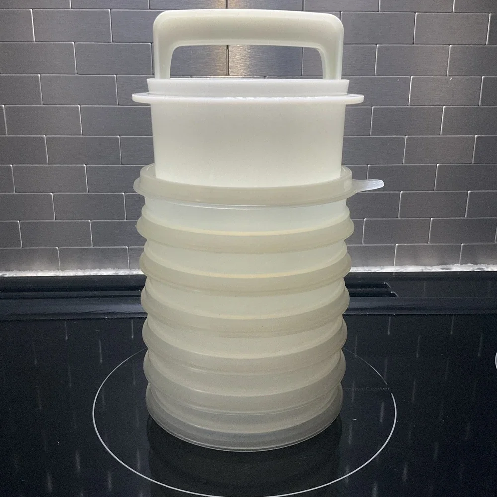 TUPPERWARE 4 inch 1/4 lb Hamburger Burger Press 882 884 lid Seal 6 Keepers
